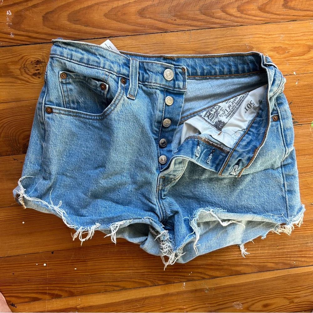 Levi’s 501 denim shorts